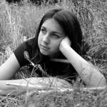 Bianca in the Grass 3