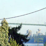 Lions Gate Bridge-North span-city beyond